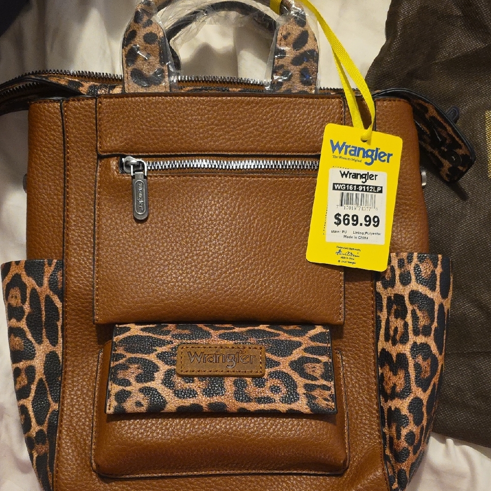 Wrangler Tan and Leopard Women's Backpack Nwt Medium Sz. Very roomy